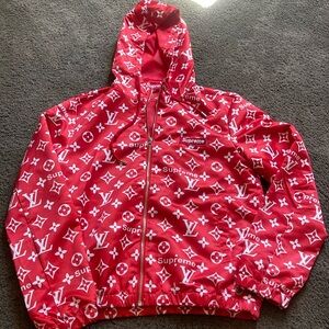 Supreme like jacket. Red size medium